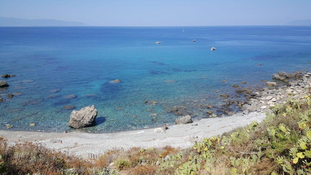 Residence Covo Degli Dei Milazzo Eksteriør billede