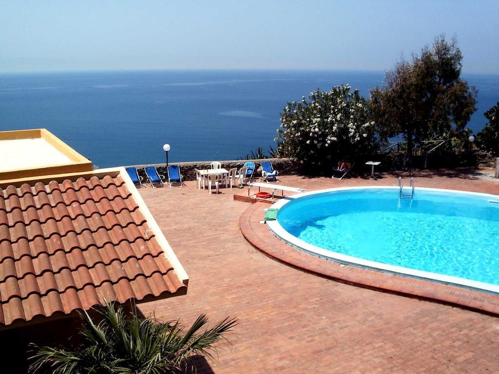 Residence Covo Degli Dei Milazzo Eksteriør billede
