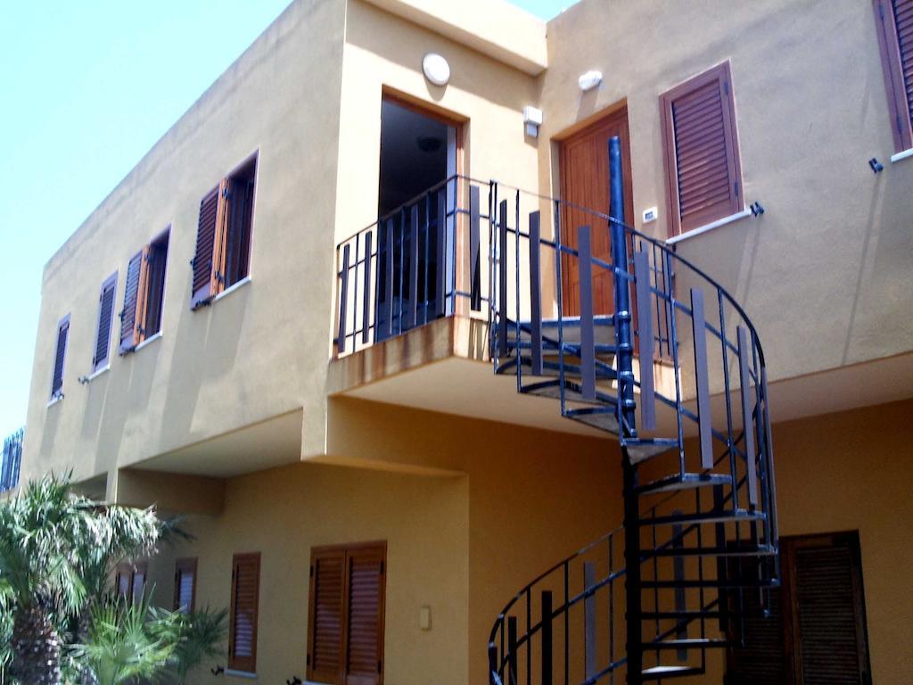 Residence Covo Degli Dei Milazzo Eksteriør billede