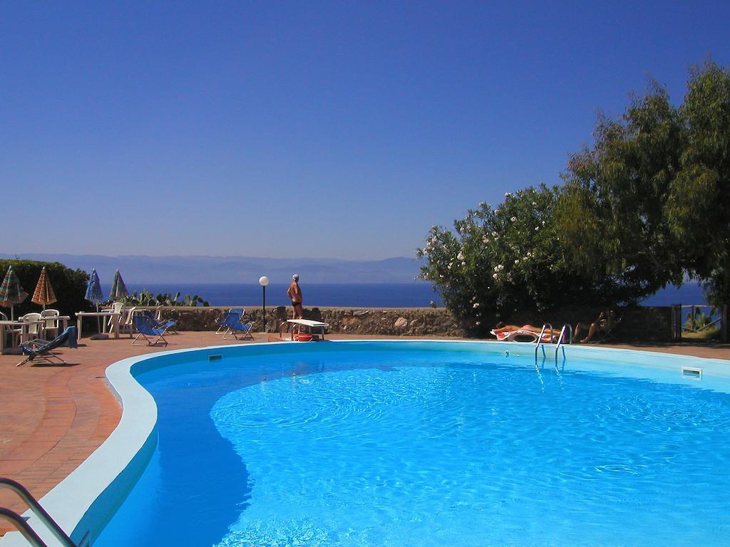 Residence Covo Degli Dei Milazzo Eksteriør billede