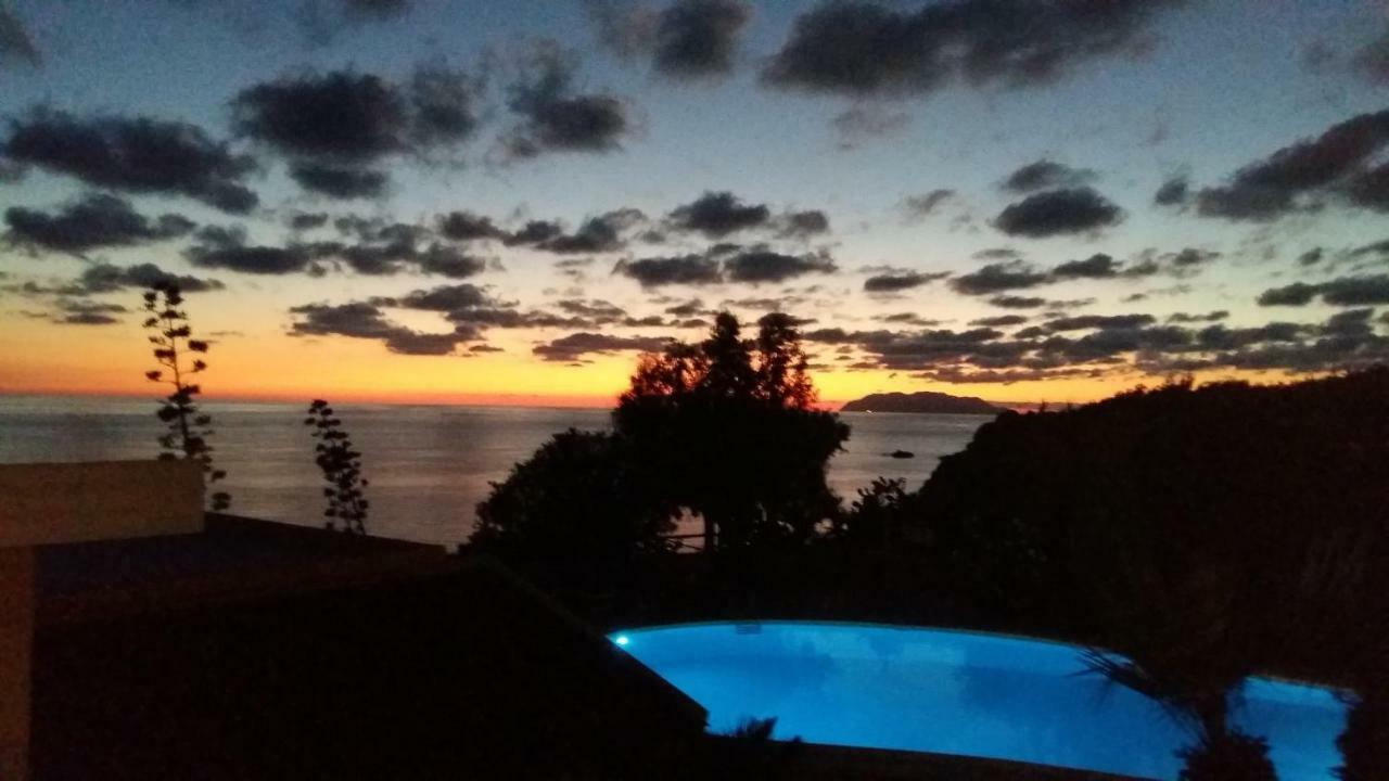 Residence Covo Degli Dei Milazzo Eksteriør billede